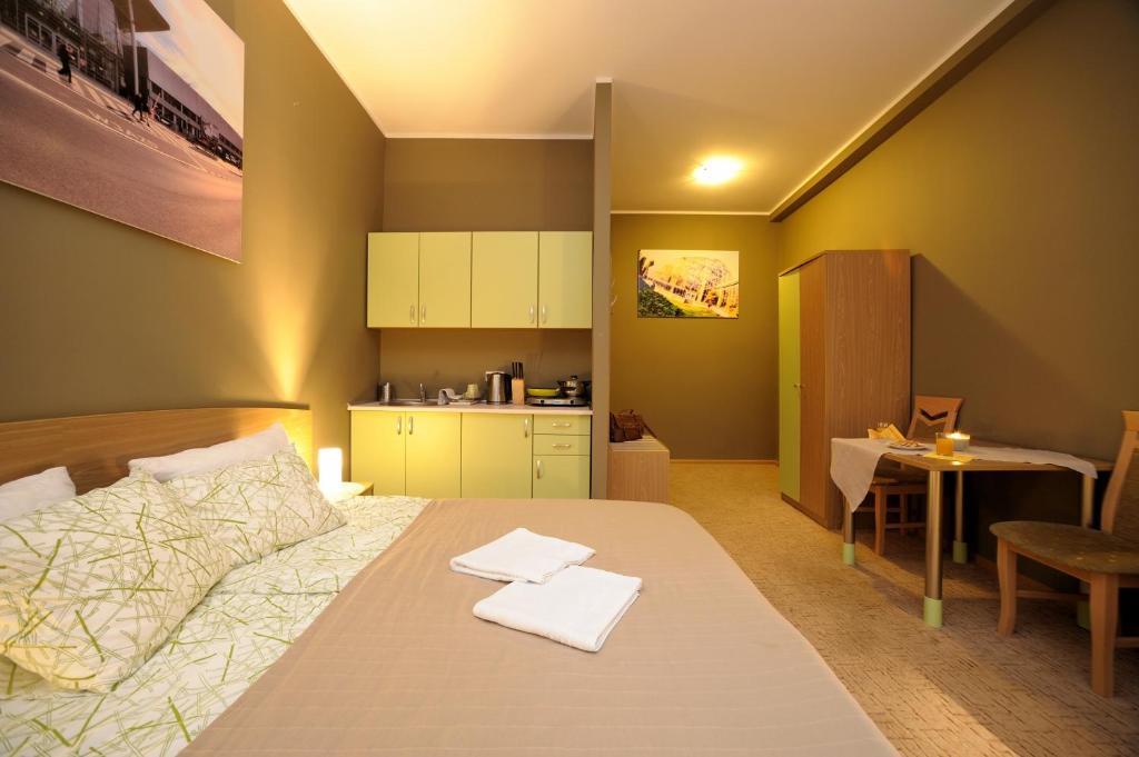 Parada Przy Targach Apartment *